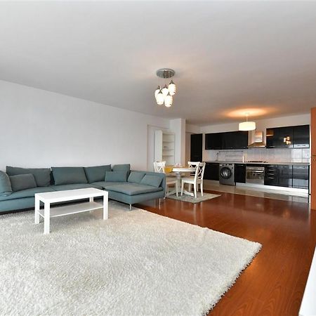 Apartament Lux 1 Mai Pod Bukarest Exteriör bild