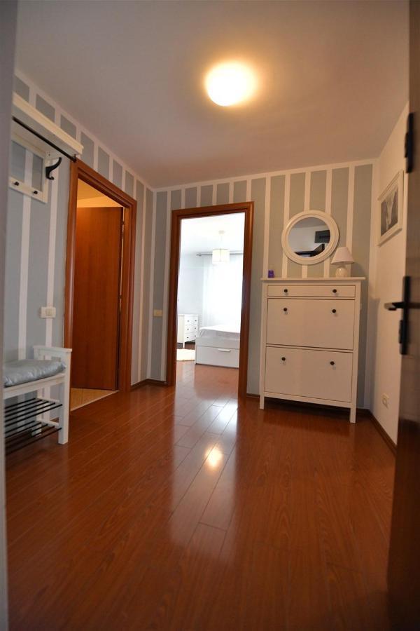 Apartament Lux 1 Mai Pod Bukarest Exteriör bild