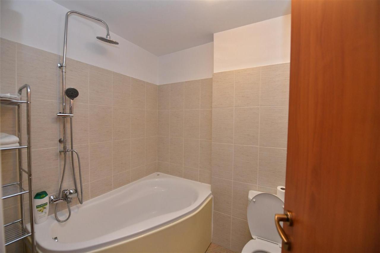 Apartament Lux 1 Mai Pod Bukarest Exteriör bild